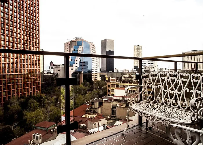 Reforma Avenue 3* Mexico City