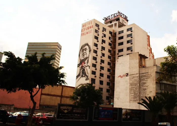 Reforma Avenue Hotel