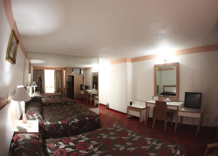 Reforma Avenue Hotel